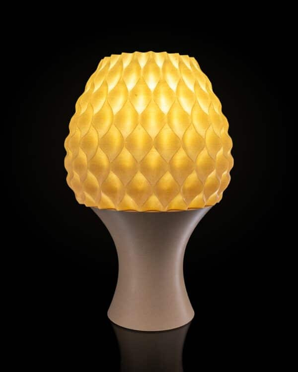 reversed diamaond lamp